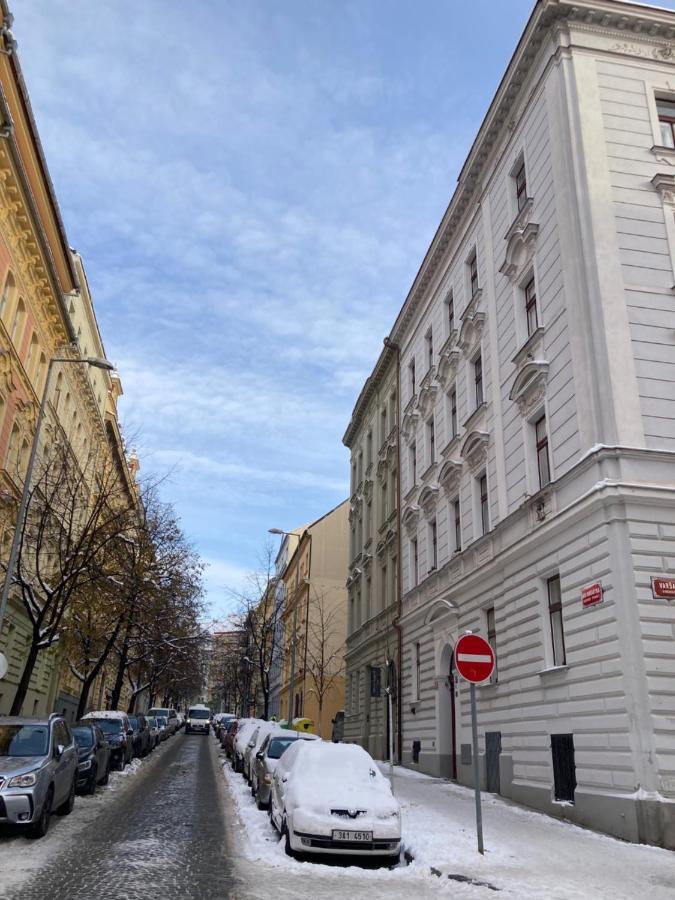Apartment Jana Masaryka Praga Exterior foto